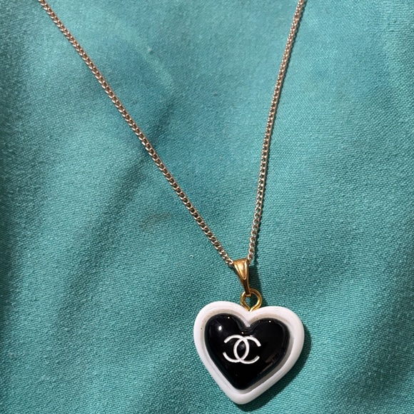 CHANEL Gold and White Heart Necklace - NWOT - Picture 1 of 12